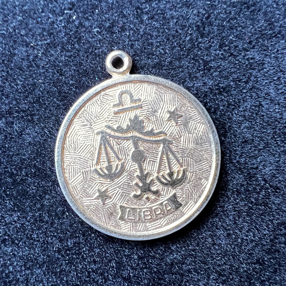 Vintage Sarah Coventry Libra 1” Pendant